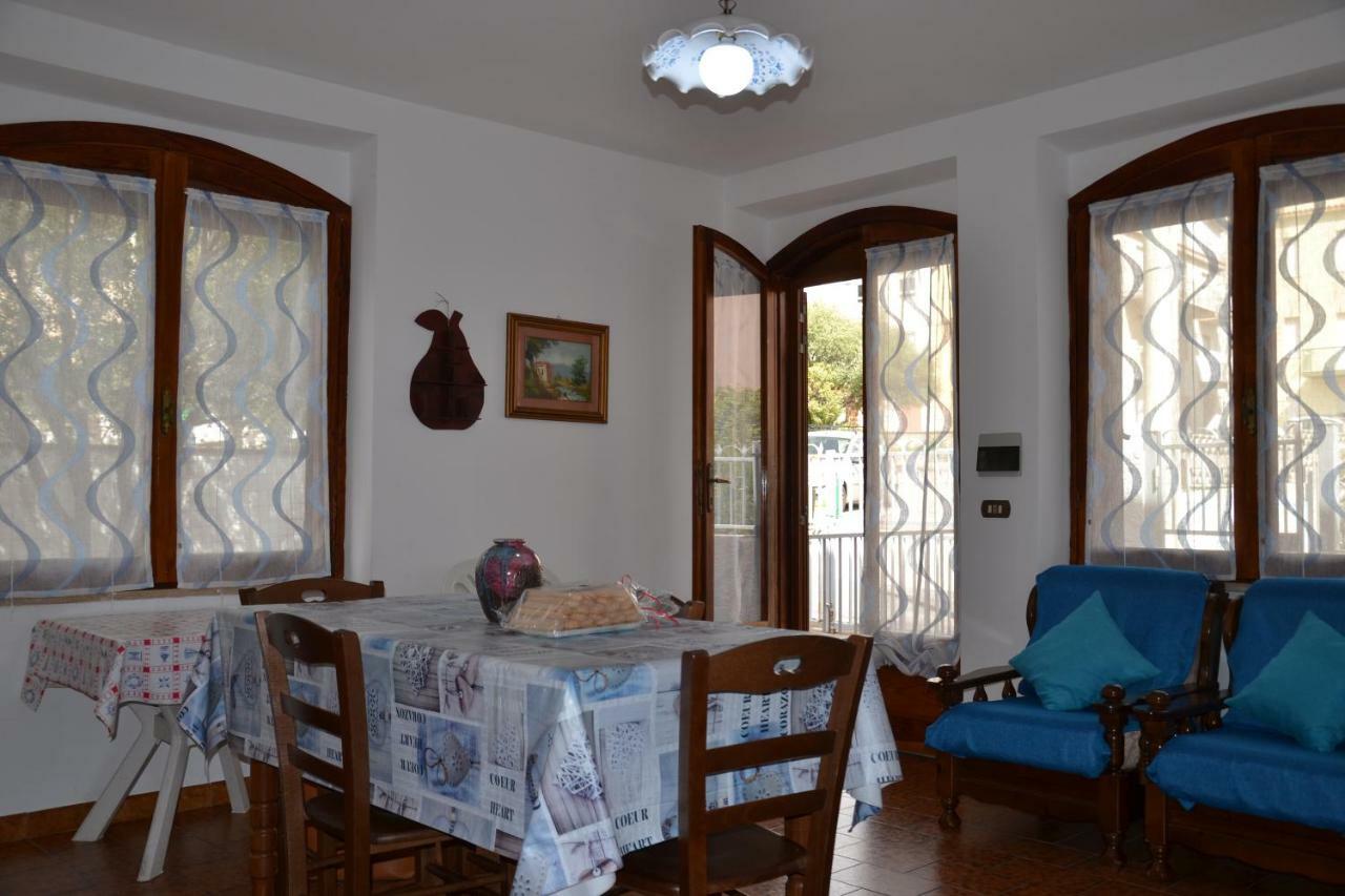 קאלה גונונה Confortevole Appartamento A Pochi Passi Dal Mare מראה חיצוני תמונה